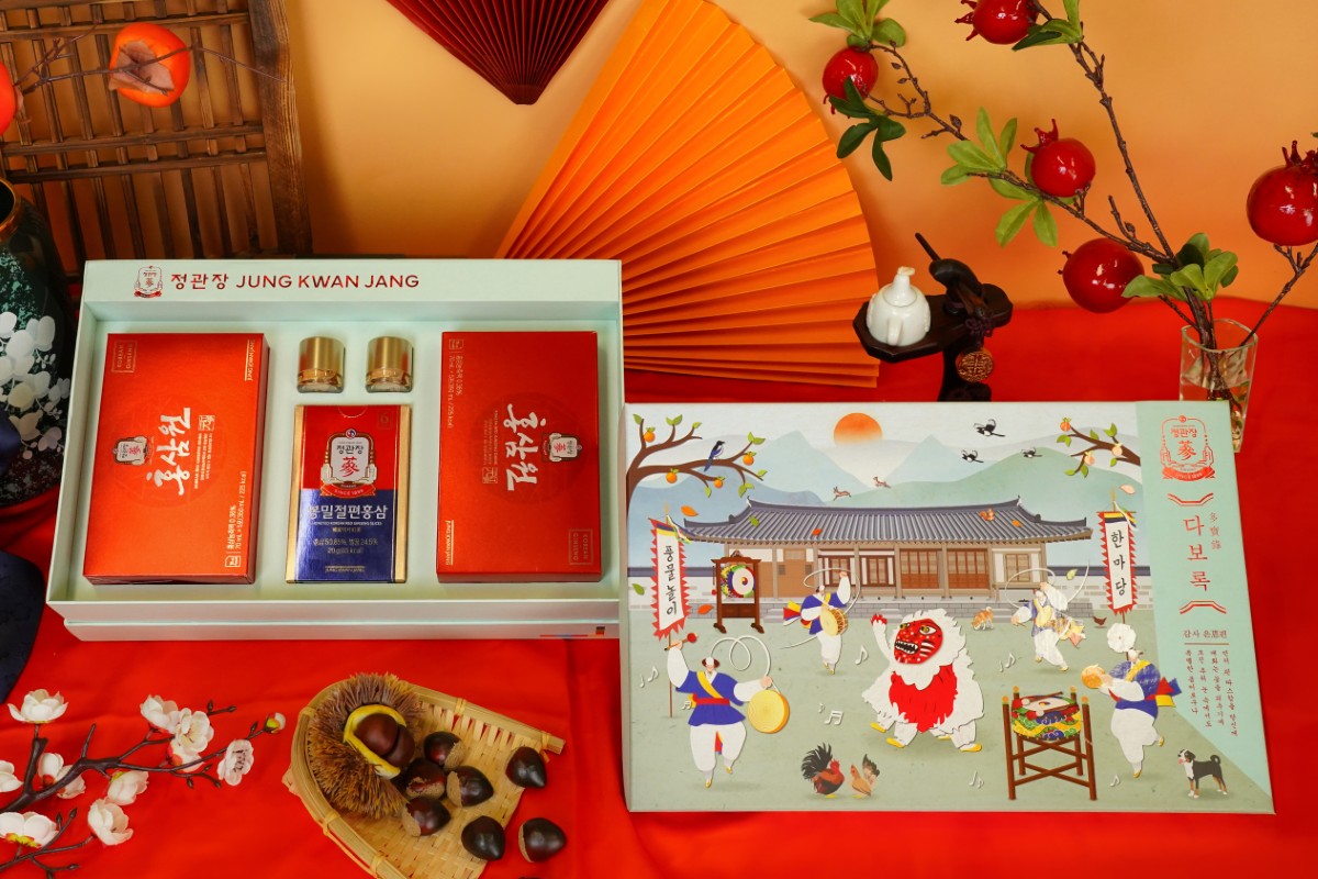 Set quà tết Thuận Phong Vạn Lý KGC Jung Kwan Jang sang trọng tặng biếu